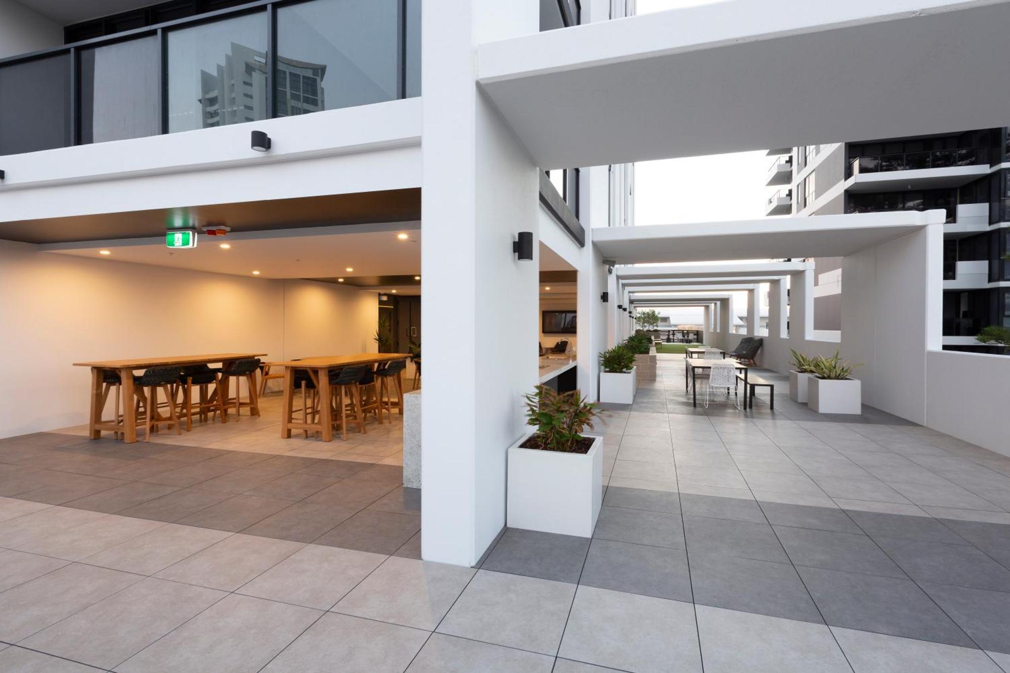 Qube Broadbeach Gold Coast Luaran gambar
